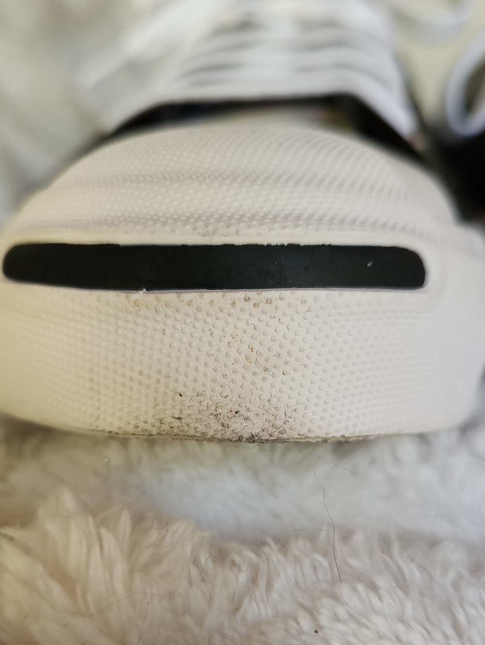 Black Leather Low-Top Converse Jack Purcell Sneakers with White Sole And Laces - Picture 6 of 8